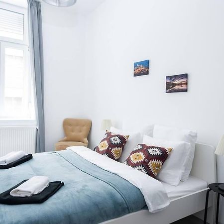 Central Brand New And Modern Apartment Budapeste Exterior foto