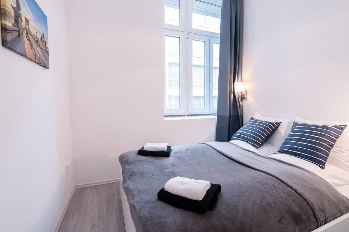 Central Brand New And Modern Apartment Budapeste Exterior foto