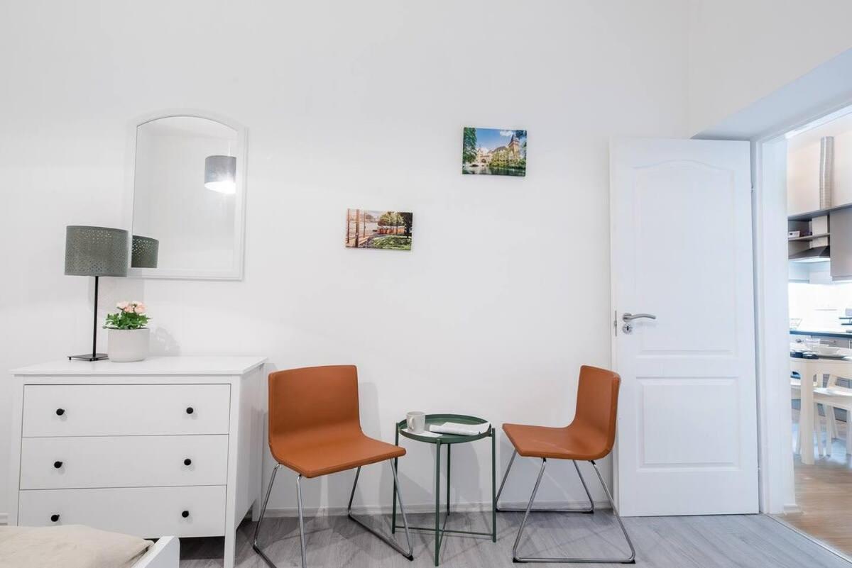 Central Brand New And Modern Apartment Budapeste Exterior foto