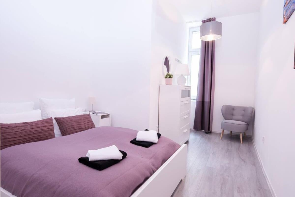 Central Brand New And Modern Apartment Budapeste Exterior foto